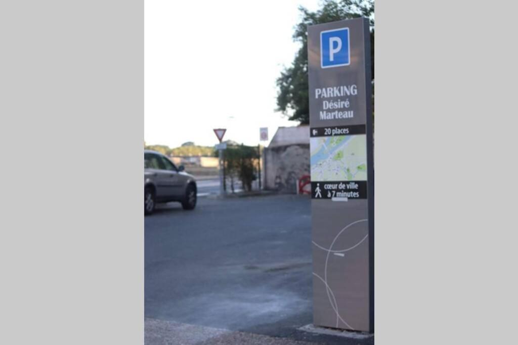 Le 17 Entre Gare Et Chateau أمبُواز المظهر الخارجي الصورة