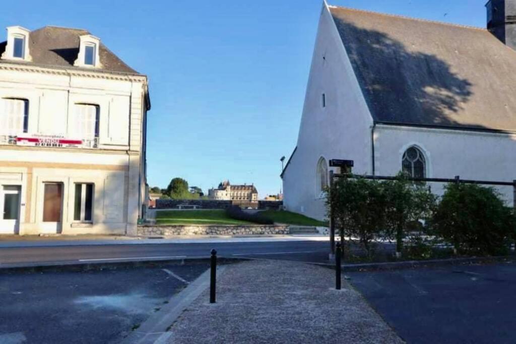 Le 17 Entre Gare Et Chateau أمبُواز المظهر الخارجي الصورة